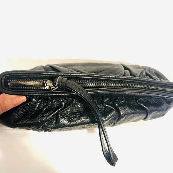 Banana Republic Black Soft Cow Leather Clutch/Wristlet Purse-Roomy-Zip Up-Prom - Picture 7 of 13
